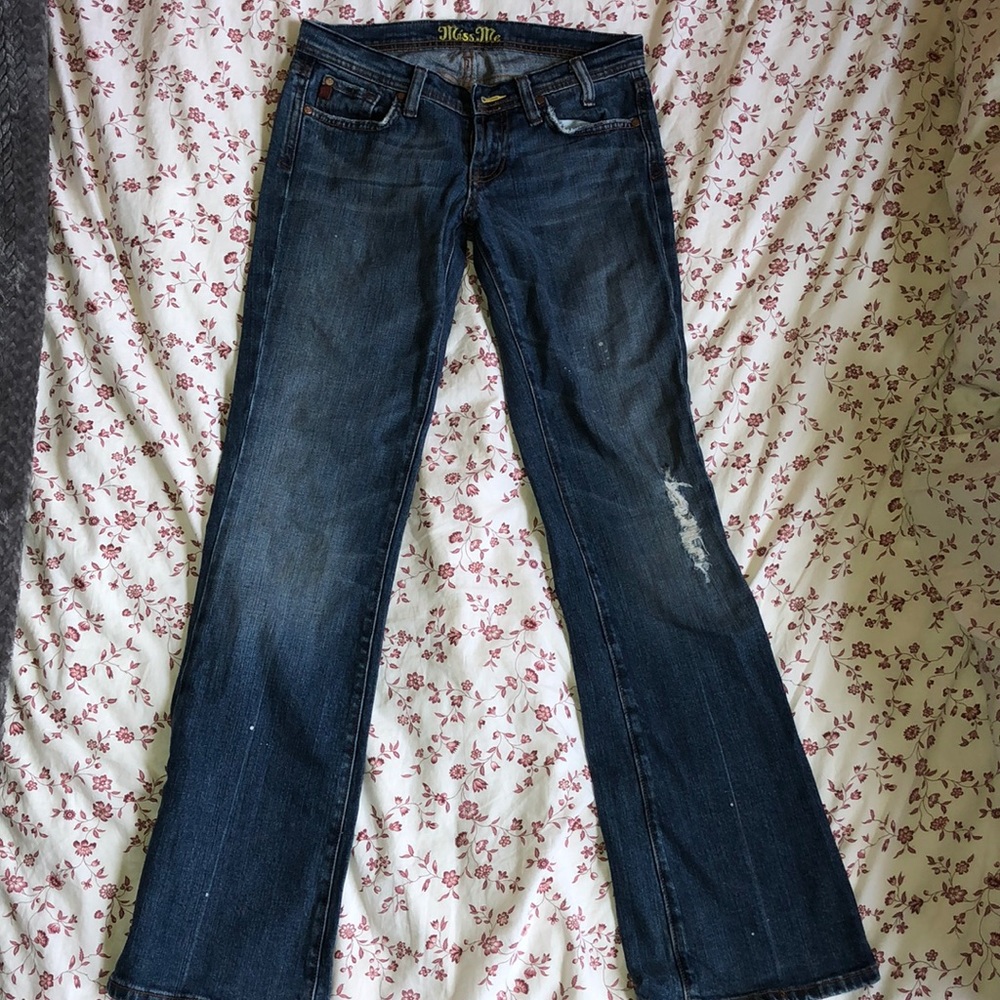 Distressed miss me Jeans with paint splatters